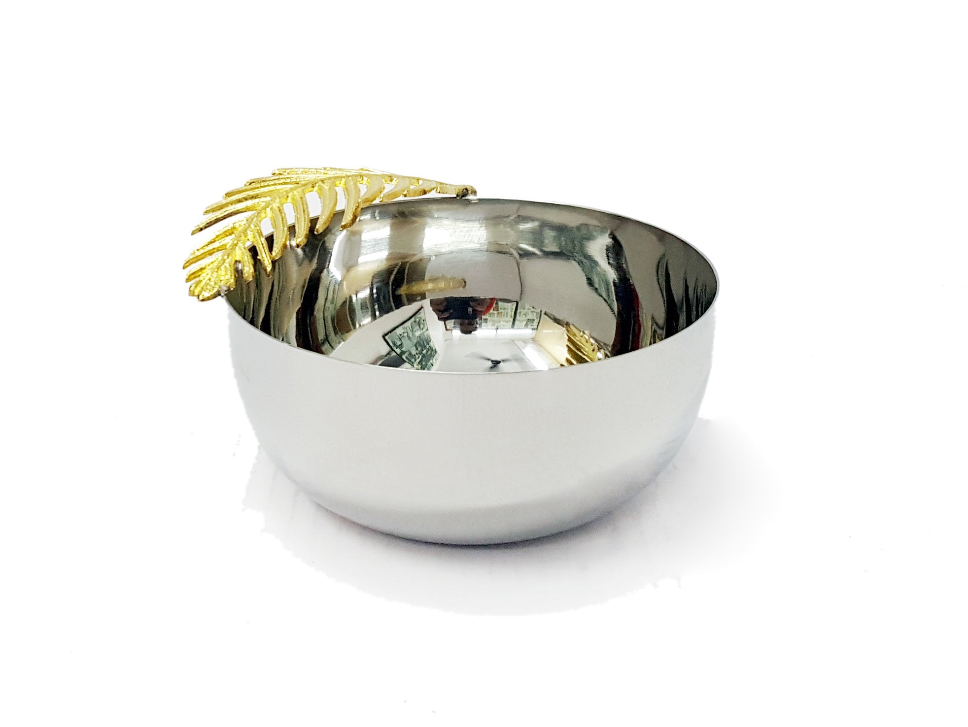 Round Bowl with gold fern: 5" dia,: