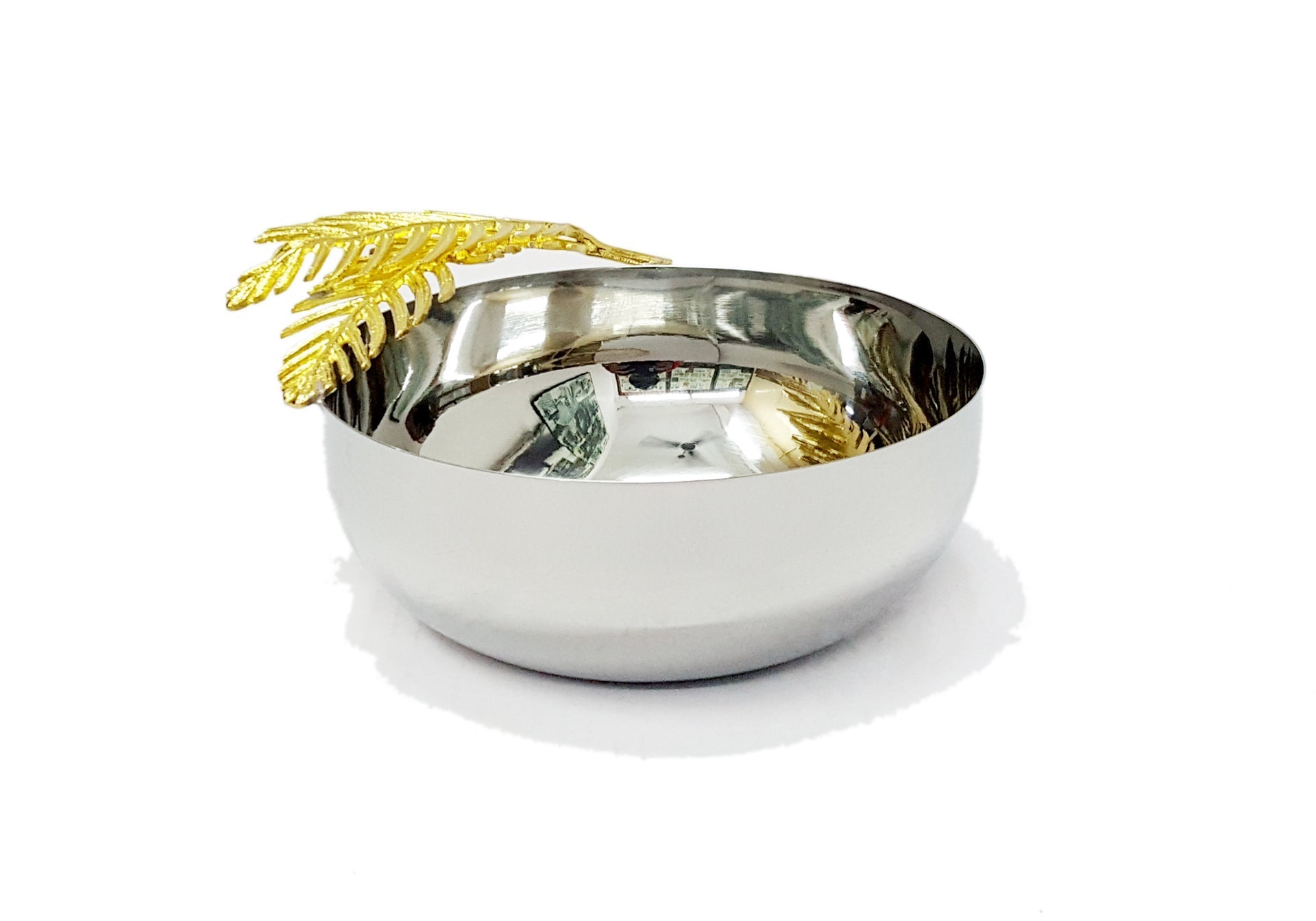 Round Bowl with gold fern: 6.5" dia,:
