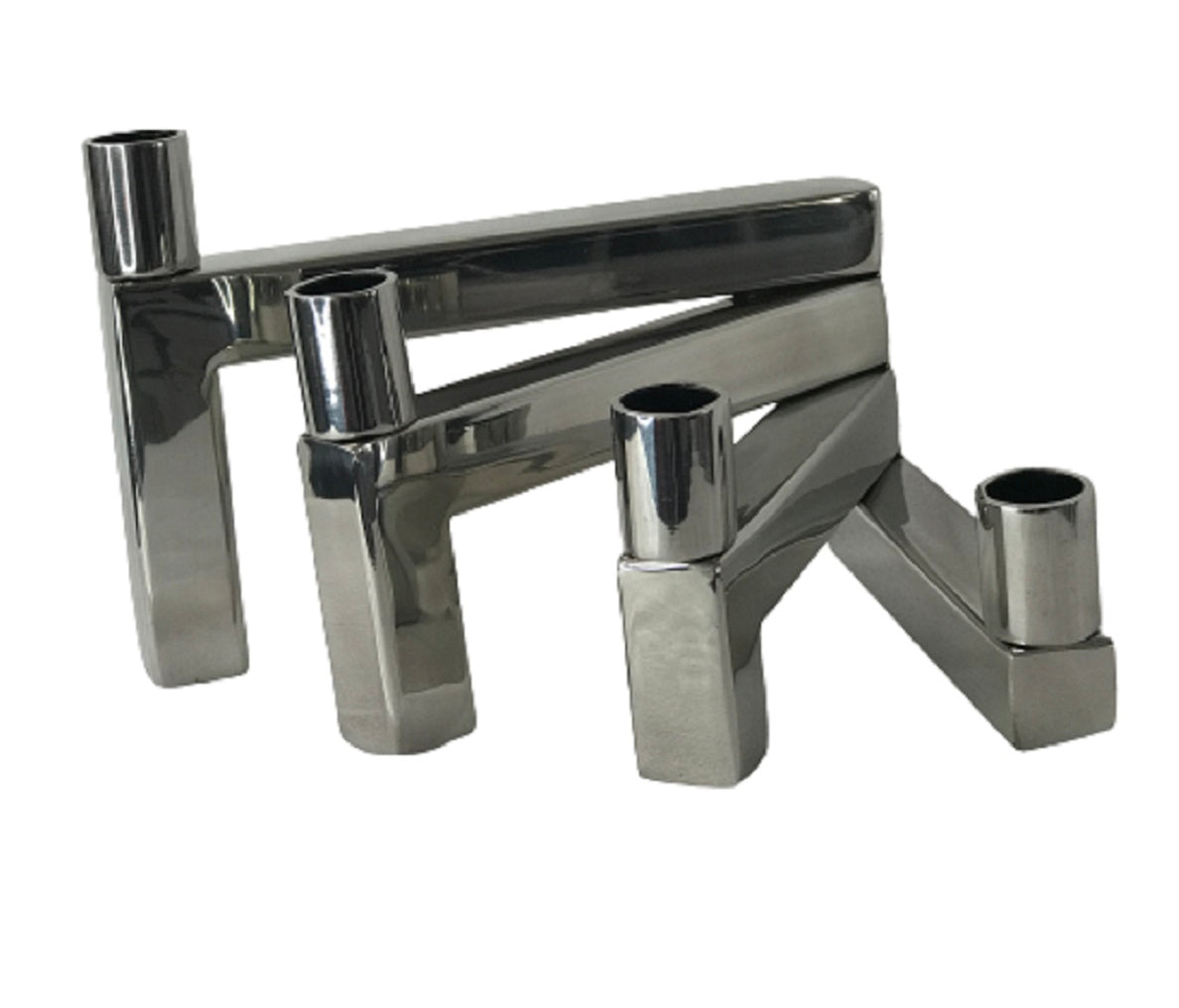 Decorative 4-step candlesticks holder