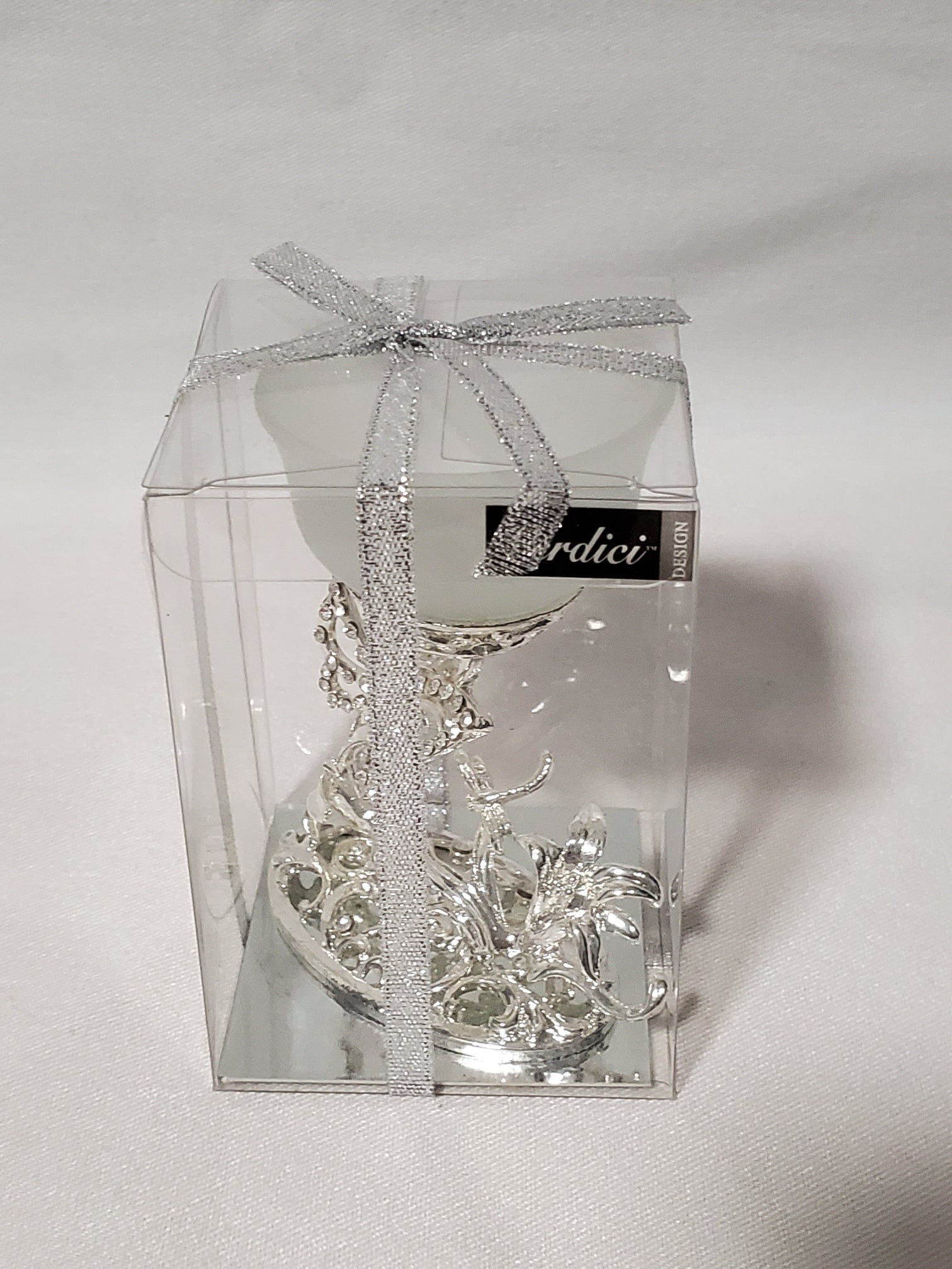 Tea Light Holder with Butterfly Stand 4 x 3"